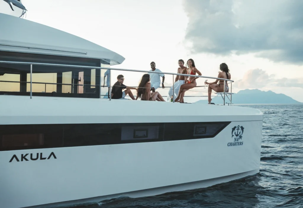 luxury-catamaran-akula-with-guests-onboard